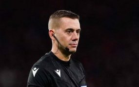 Clement Turpin, en un partido de Champions.