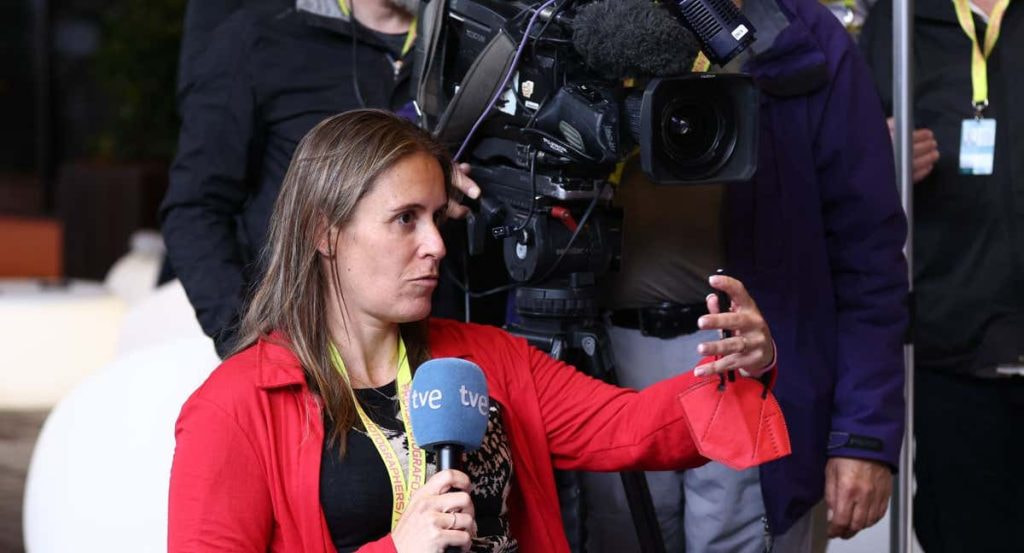 Anabel Medina en una retransmisión de RTVE.