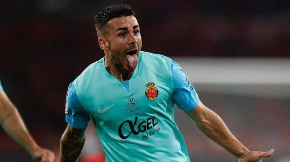 Dani Rodríguez celebra su gol en la final de Copa.