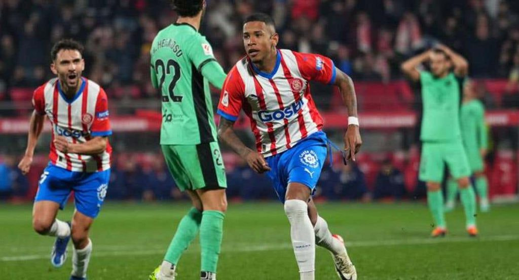 Savinho celebra uno de los goles del partido de ida.