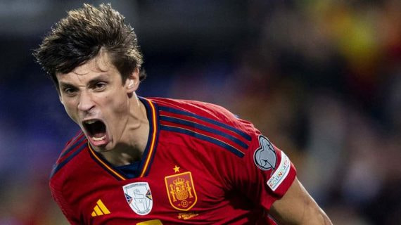 Le Normand en un partido con la Selección española.