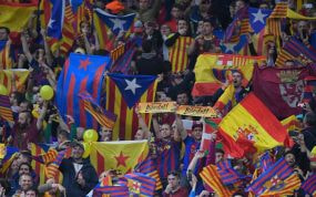 Banderas estrelladas en la final de la Copa del Rey.