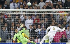 Sergio Ramos falla el penalti decisivo contra el Bayern de Múnich en 2012.