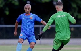 Romario en su primer entrenamiento con el América.