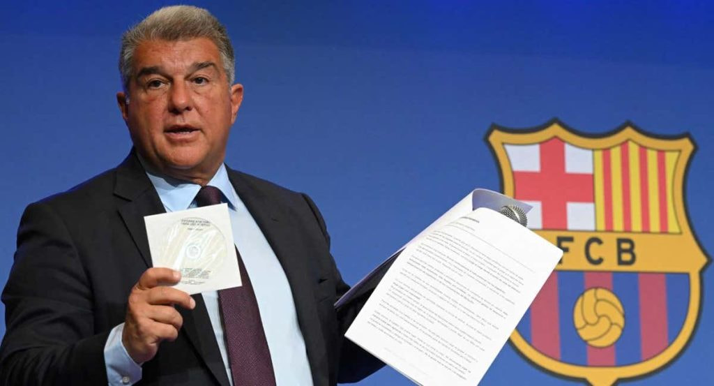 El presidente del Barcelona, Joan Laporta, en una comparecencia de prensa.