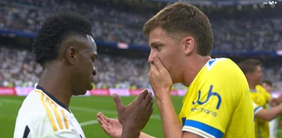 Alejo y Vinicius hablan tras el partido.