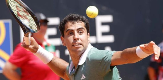 Jaume Munar se rebela contra una de las mayores tradiciones del tenis: «Romper raquetas debería estar libre de pena»