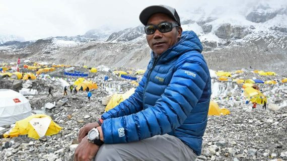 Kami Rita, en el campo base del Everest.