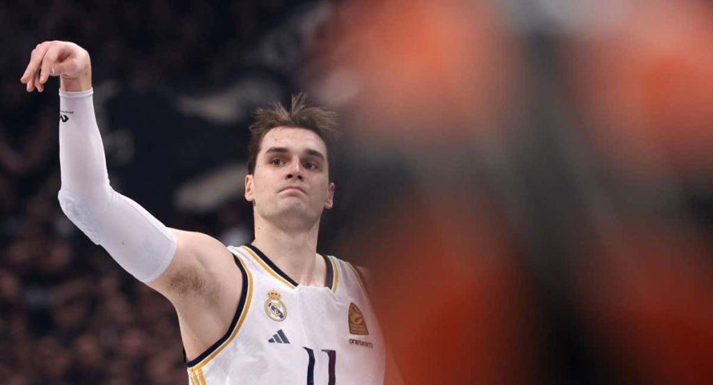 Mario Hezonja, esta temporada en un partido de Euroliga con el Real Madrid.