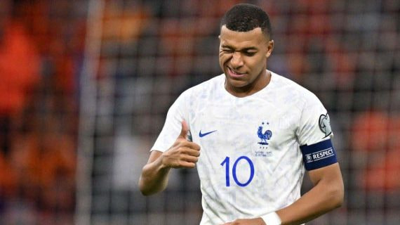 Kylian Mbappé, durante un partido con Francia.