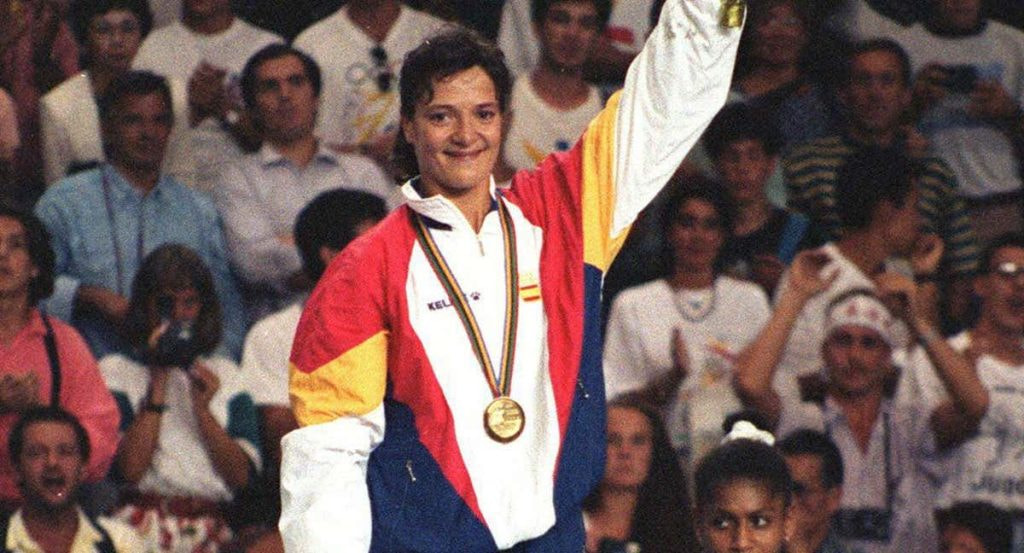 Miriam Blasco con su medalla de oro en Barcelona 92.