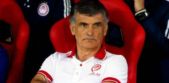 Mendilibar, en el banquillo del Olympiacos.