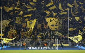 Imagen del famoso Muro Amarillo de aficionados del Borussia Dortmund.