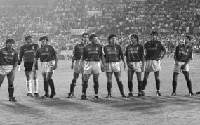 Plantilla del Oviedo en el partido contra el Genoa.