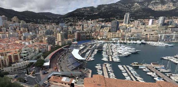 Panorámica de la zona en la que se monta anualmente el Circuit de Monaco.