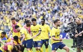 Jugadores del Union Saint-Gilloise celebran la victoria en la Copa.