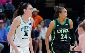 Breanna Stewart y Napheesa Collier en uno de sus duelos en la WNBA.