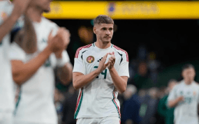 Márton Dárdai jugando con la selección de Hungría