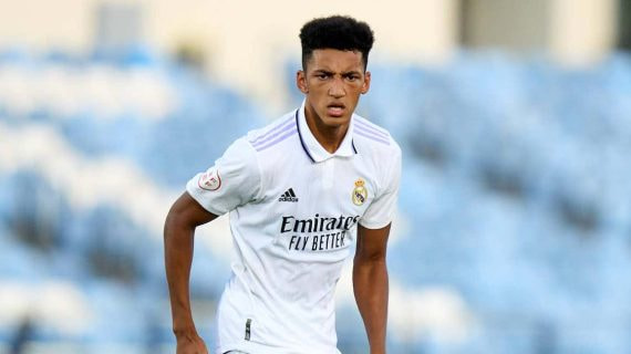 Álvaro Rodríguez, con el Castilla.