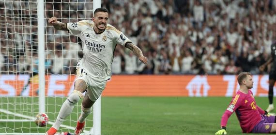 Joselu celebra uno de sus dos goles ante el Bayen de Múnich en las semifinales de Champions.