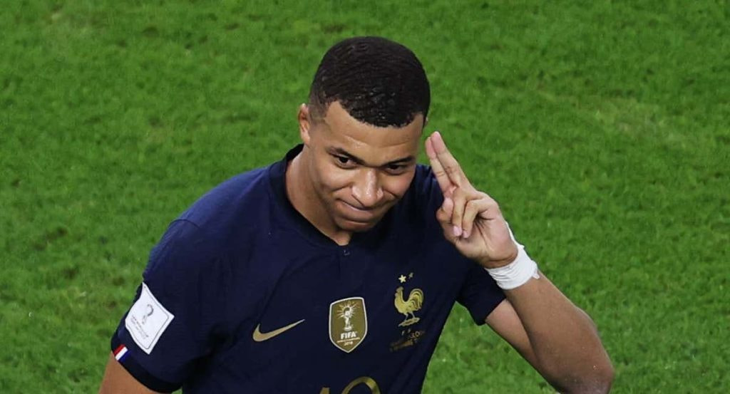 Mbappé con Francia.