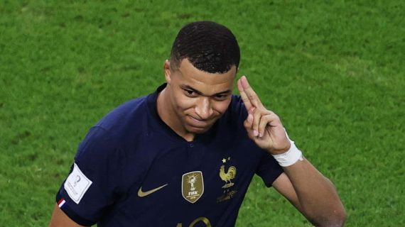 Mbappé con Francia.