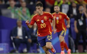 Pedri, durante el partido ante Italia.