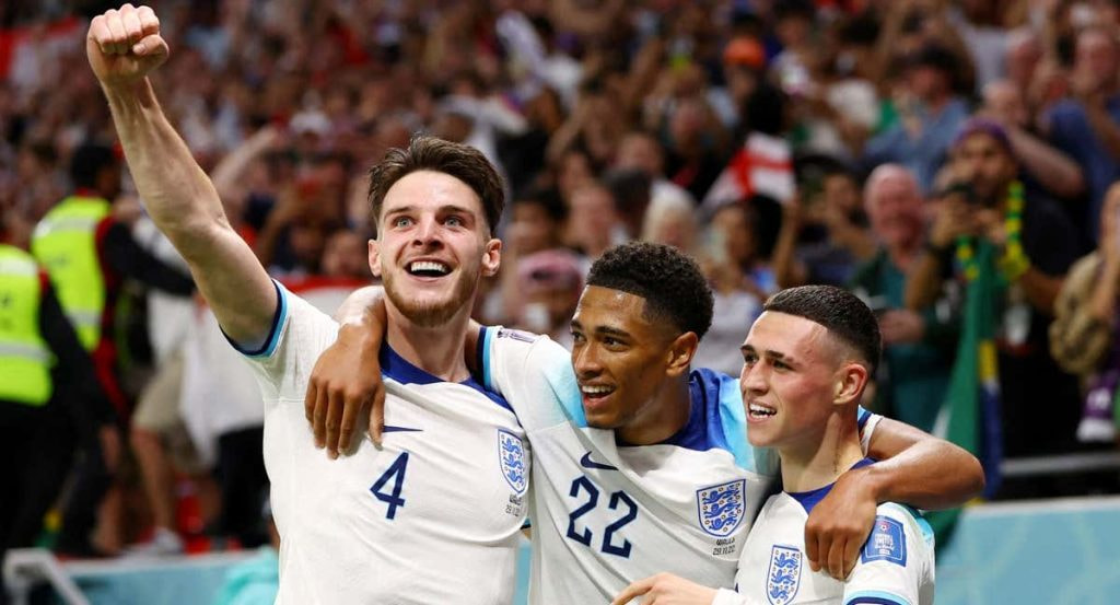 Rice, Bellingham y Foden en un partido de Inglaterra.