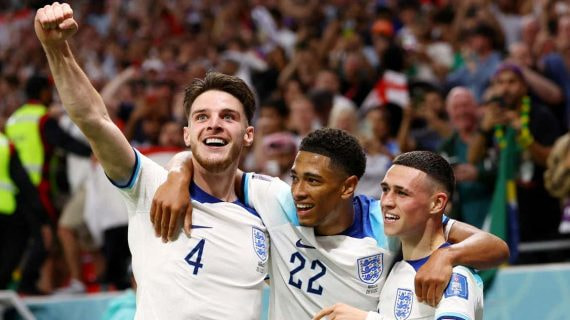 Rice, Bellingham y Foden en un partido de Inglaterra.