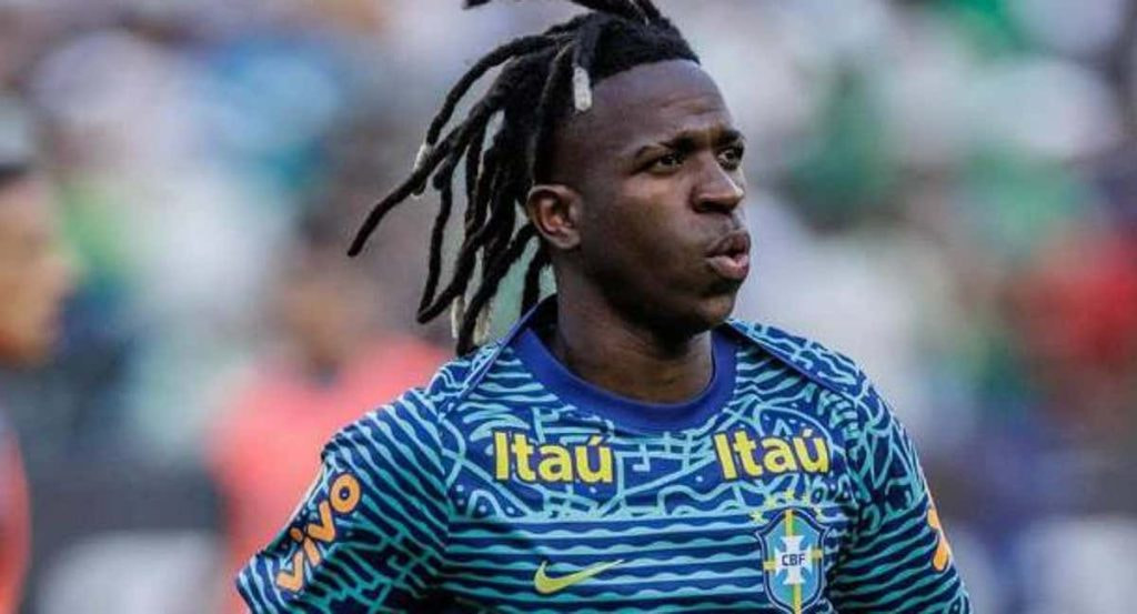 Vinicius, antes de un partido con Brasil.