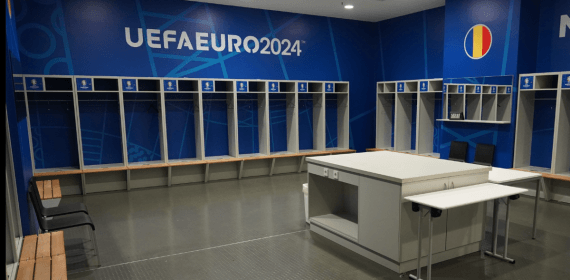 El vestuario de Rumanía después del partido de octavos de final