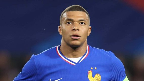 Mbappé, con Francia.