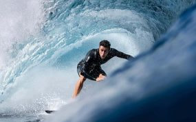 Andy Criere, en la mítica ola de Teahupoo donde se disputará la prueba olímpica.