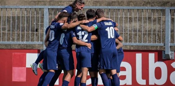 La plantilla del Badalona Futur en Vic durante un partido de esta temporada