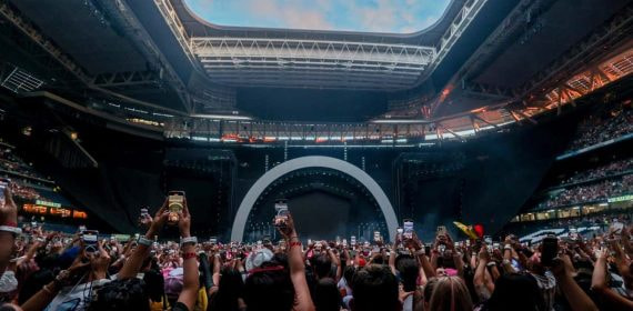Karol G, en su concierto del Bernabéu.