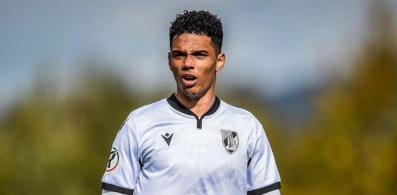 Etienne Eto'o, en un partido de fútbol.