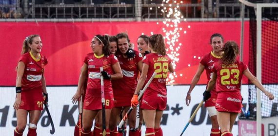 Un partido de hockey sobre hierba.