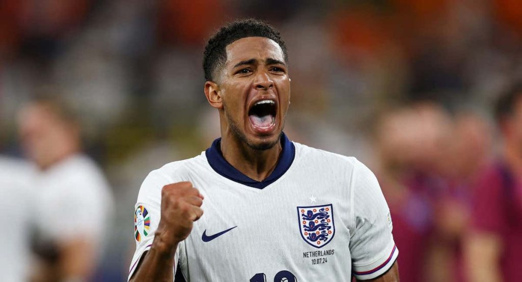 Jude Bellingham durante un partido con Inglaterra.