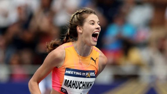 Mahuchikh entra en la historia batiendo el récord mundial de salto de altura.