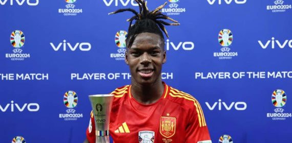 Nico Williams fue escogido mejor futbolista de la final ante Inglaterra.