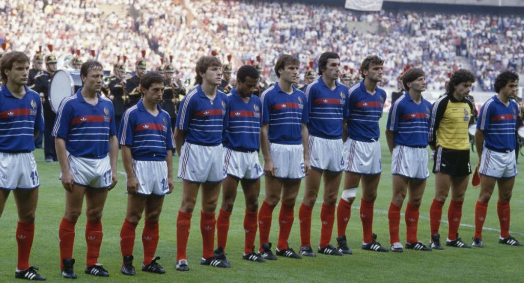 Equipo titular de Francia en la final de la Eurocopa de 1984 contra España.