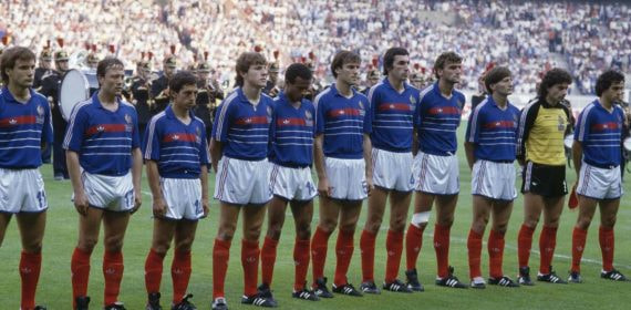Equipo titular de Francia en la final de la Eurocopa de 1984 contra España.