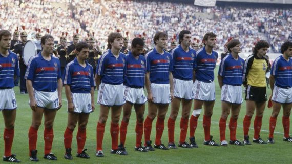 Equipo titular de Francia en la final de la Eurocopa de 1984 contra España.