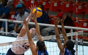 Partido de voleibol entre Estados Unidos y Puerto Rico.