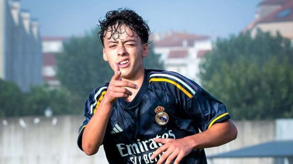 Paulo Iago celebra un gol con el Juvenil A del Real Madrid.