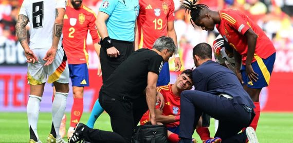 Pedri, en el momento de su lesión contra Alemania.