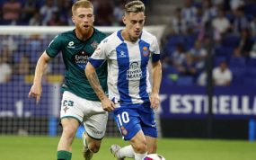 Pol Lozano, con la camiseta del Espanyol.