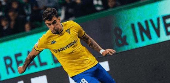 Tiago Araújo.