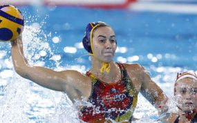 La catalana Bea Ortiz, pieza clave de la selección femenina de waterpolo de España en París 2024.