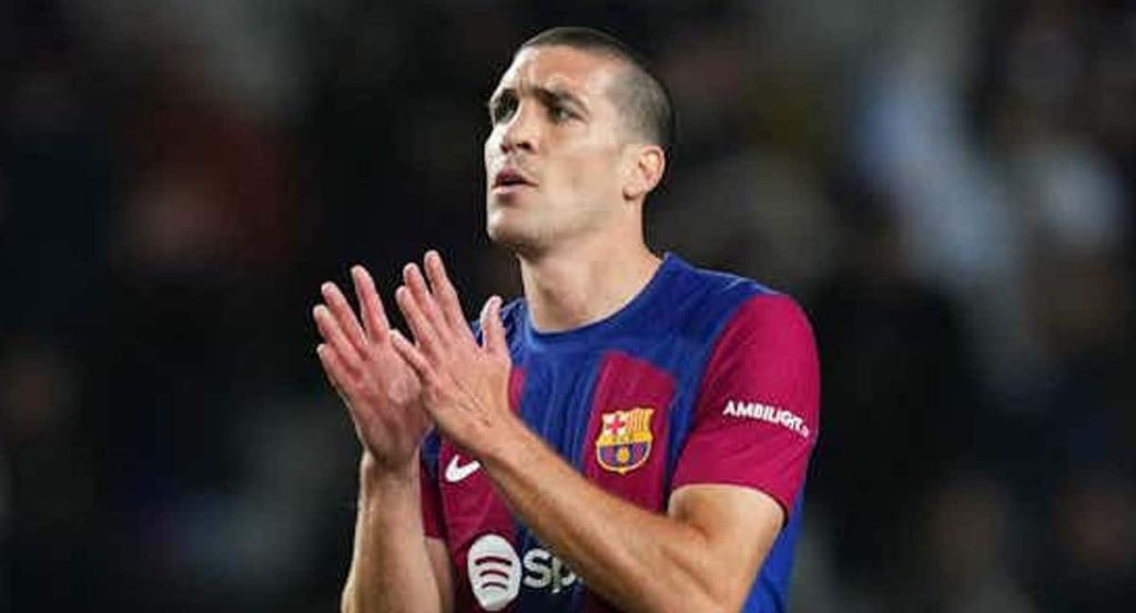 Oriol Romeu, jugando con el Barça.